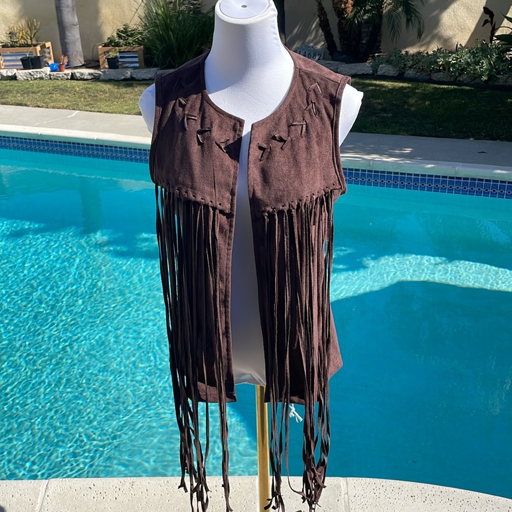 Brown faux suede fringe vest | Size Small